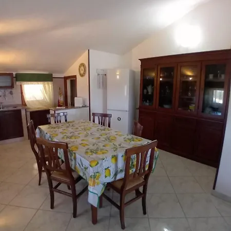Apartament I Gerani *